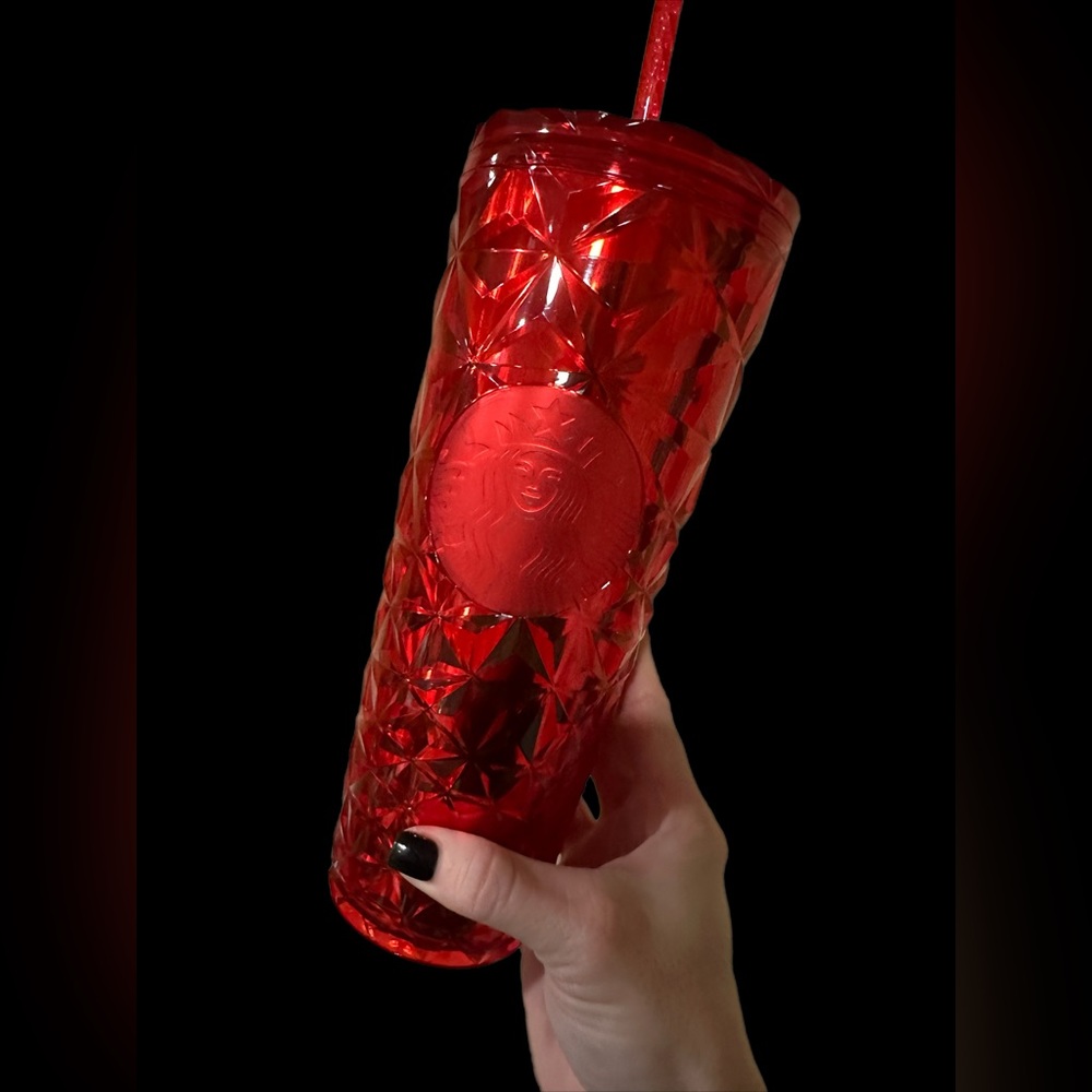NWT Starbucks Christmas Holidays Red Diamond Prism Crystal Venti 24oz Tumbler